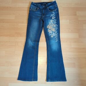 Embroidered Embellished Floral Flap Pocket Rhinestone Bootcut Jeans